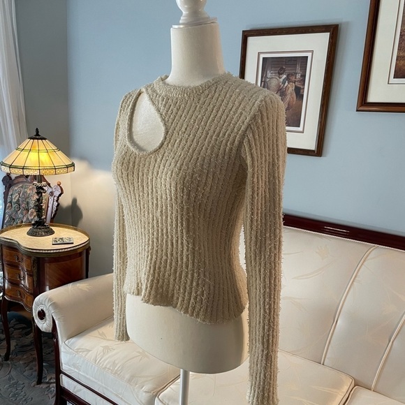 New Zara Textured Light Beige Sweater - Picture 6 of 14